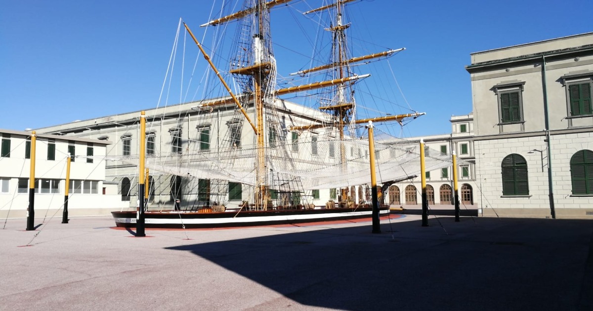 Accademia Marina Militare Livorno Formar Contract